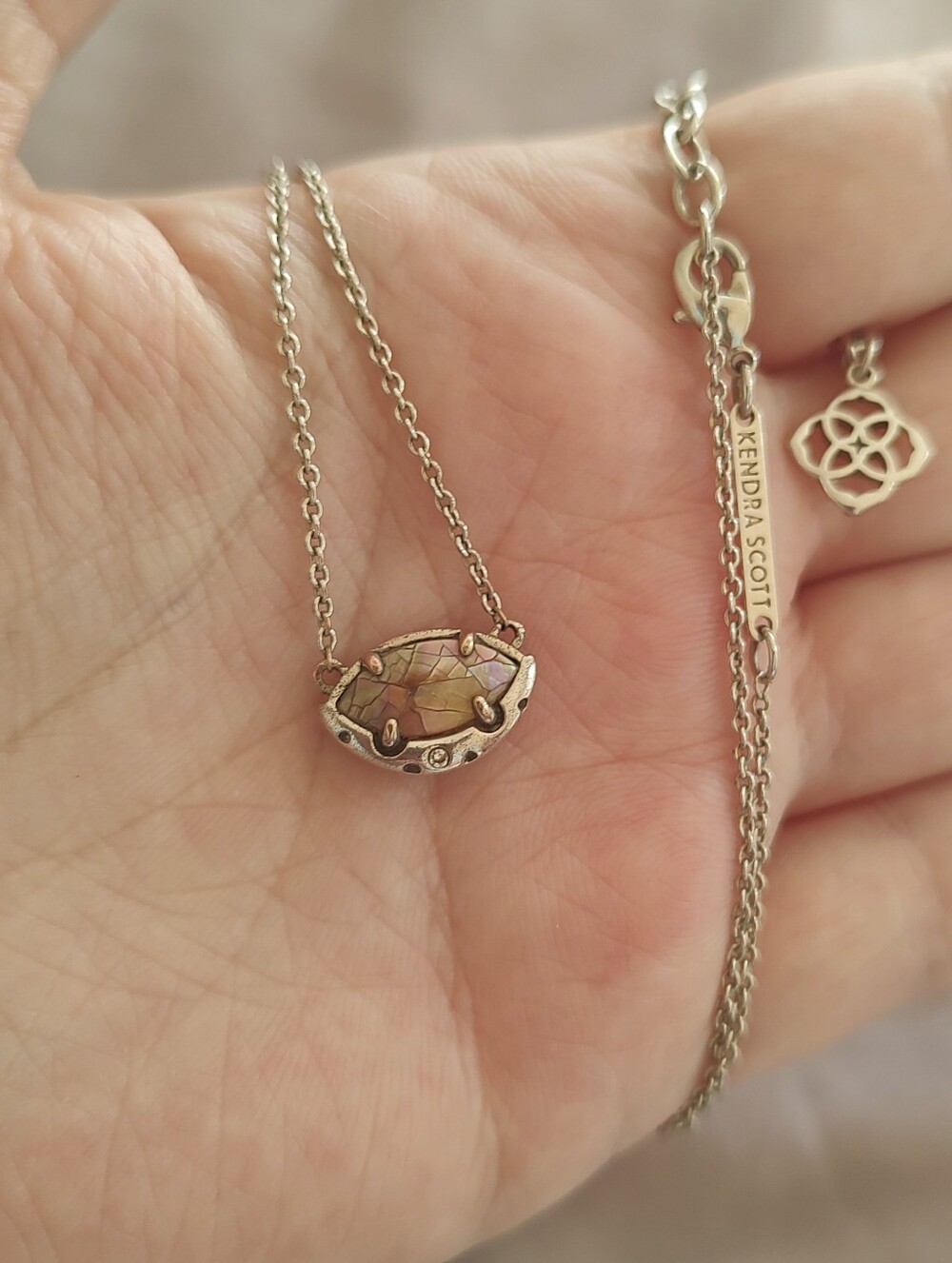 Kendra Scott Laura Necklace